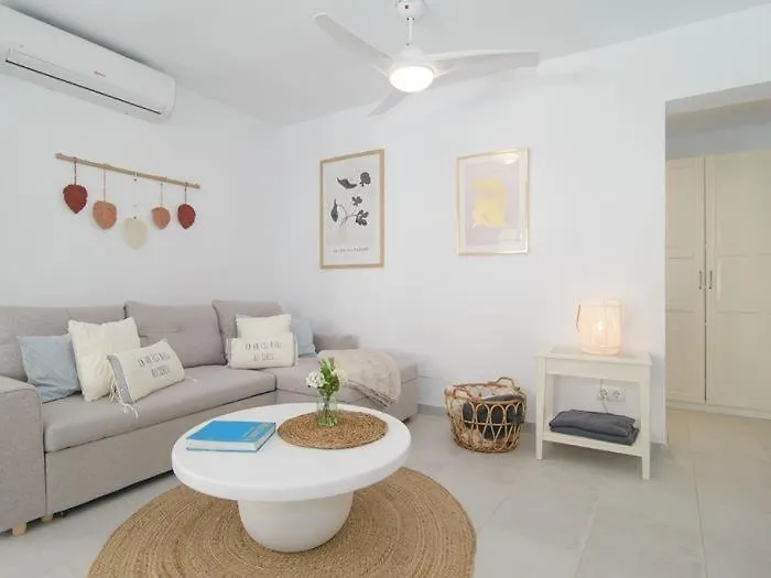Holiday home Sun And Sea House Villa Cala Llombards