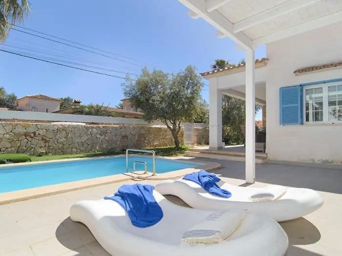 Holiday home Sun And Sea House Villa Cala Llombards Spain